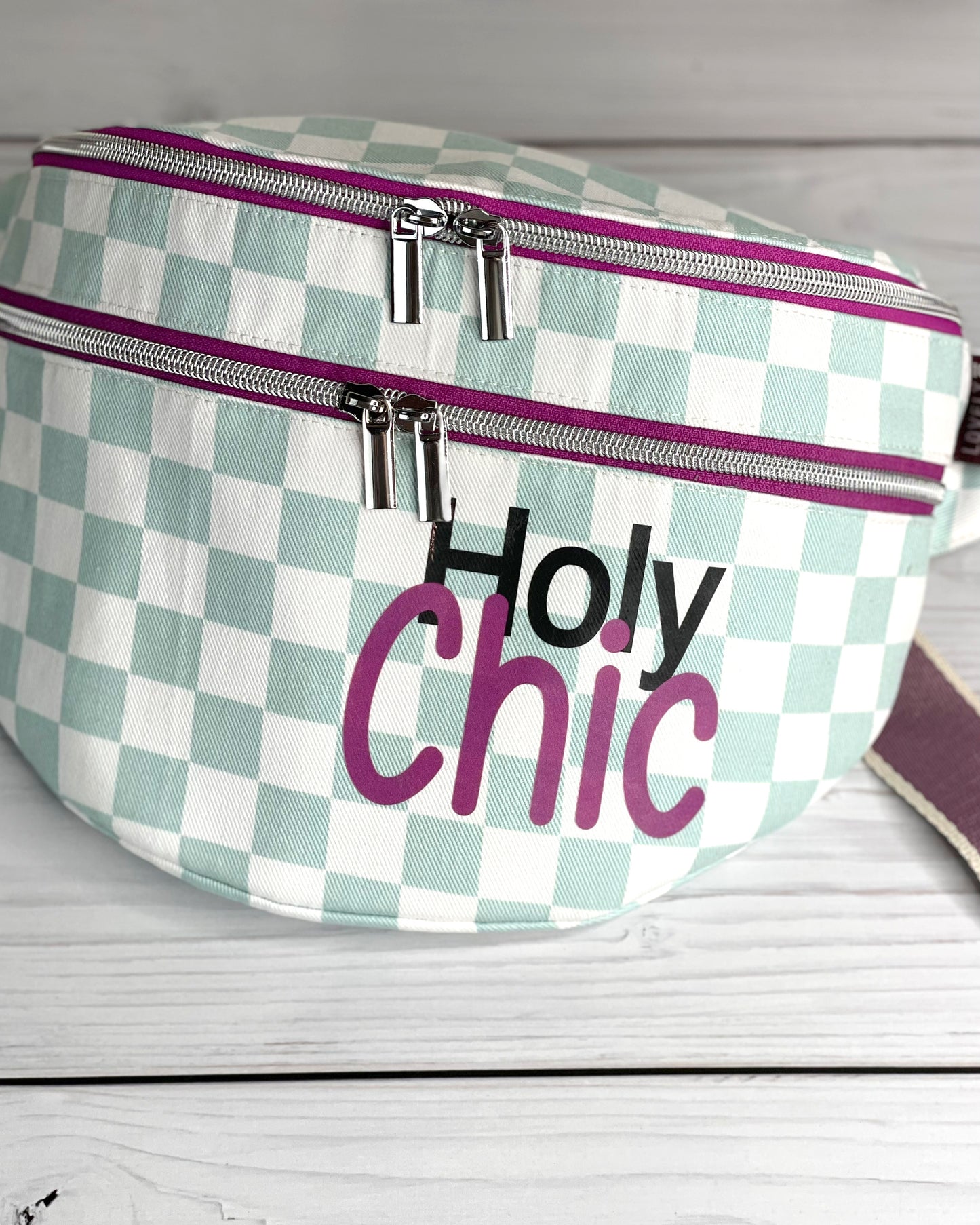 Holy chic