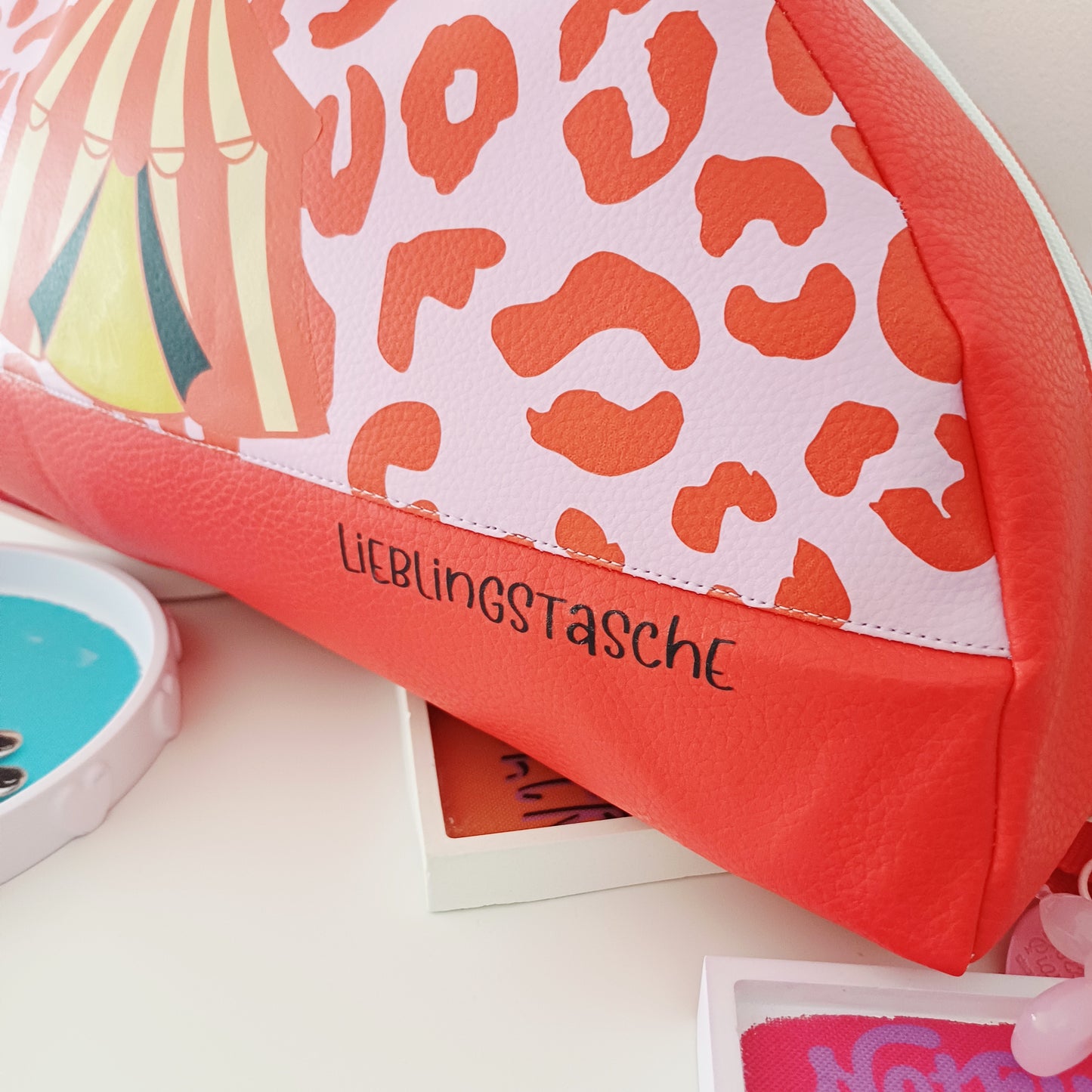 Kosmetiktasche Zirkuszelt